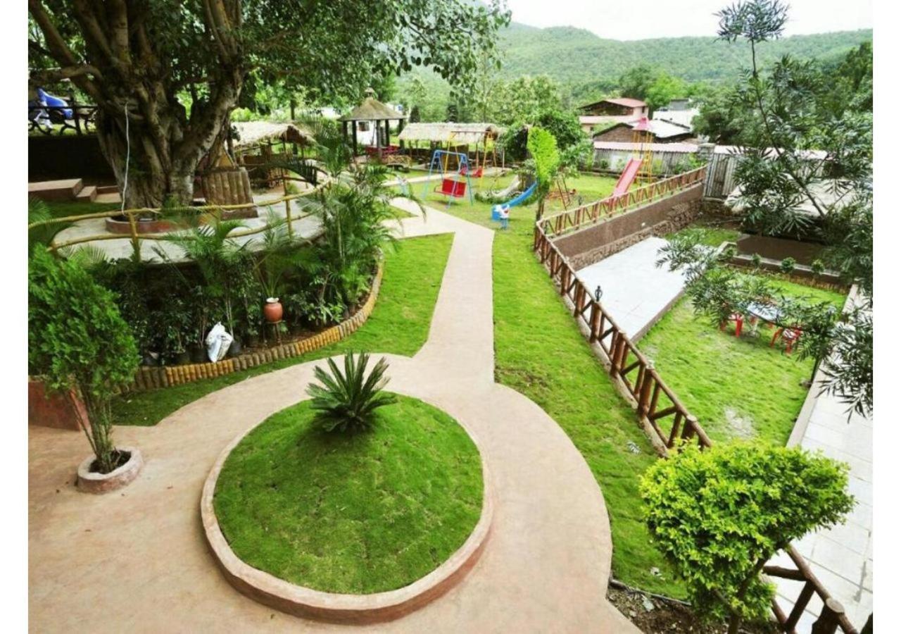 Wood Sinhagad Resort